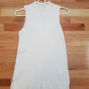 Banana republic sleeveless mock turtleneck sweater